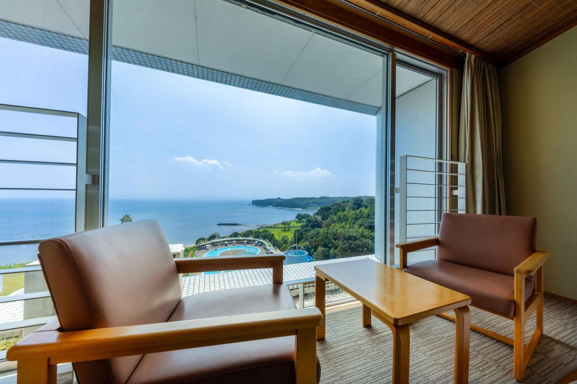 Spa And Resort Hotel Solage Oita Hiji Beppuwan Екстериор снимка