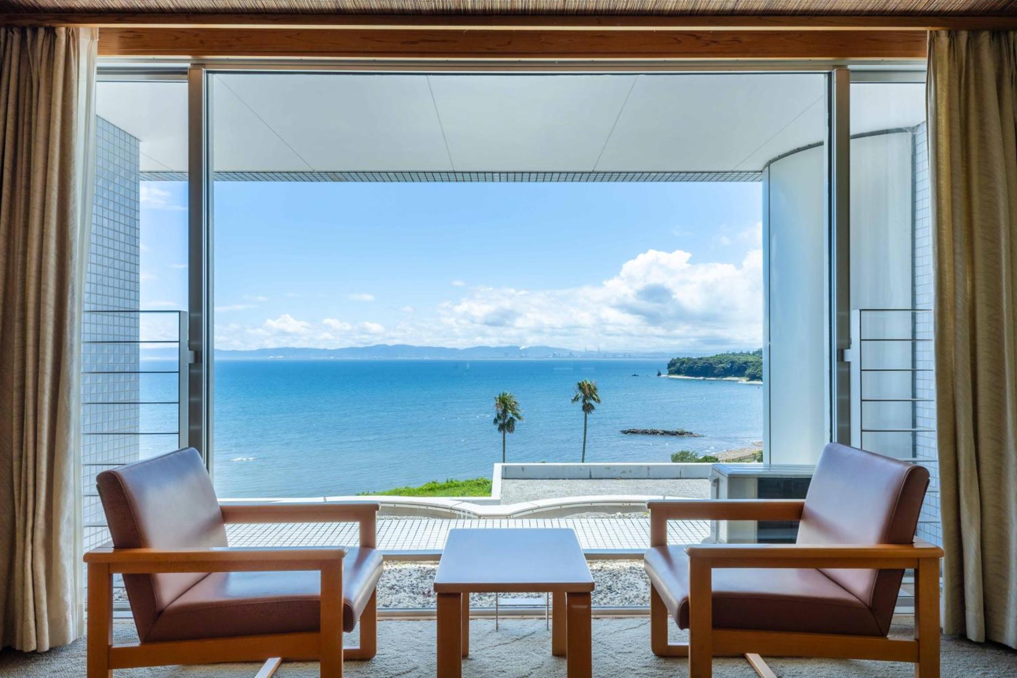 Spa And Resort Hotel Solage Oita Hiji Beppuwan Екстериор снимка