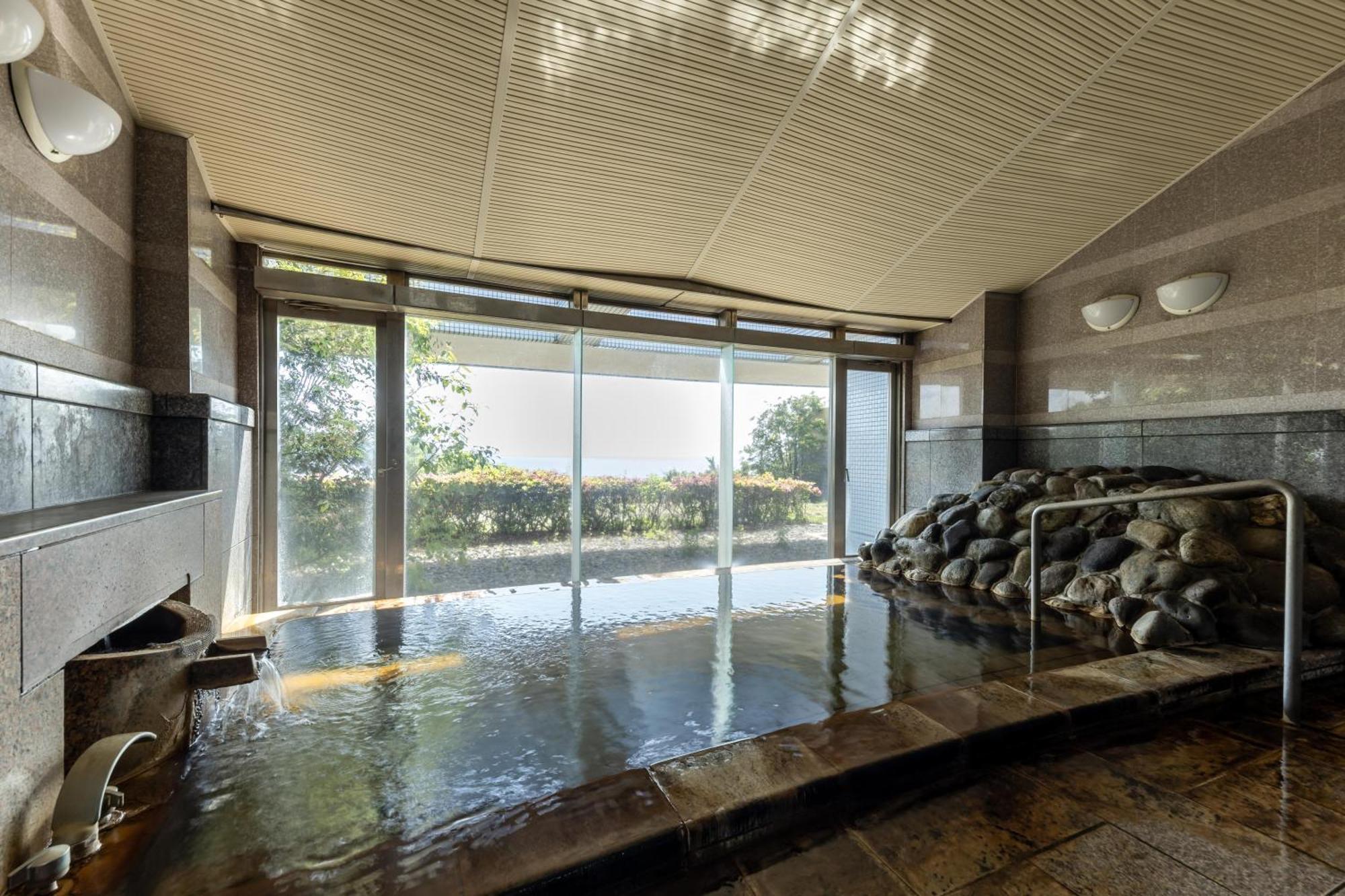 Spa And Resort Hotel Solage Oita Hiji Beppuwan Екстериор снимка