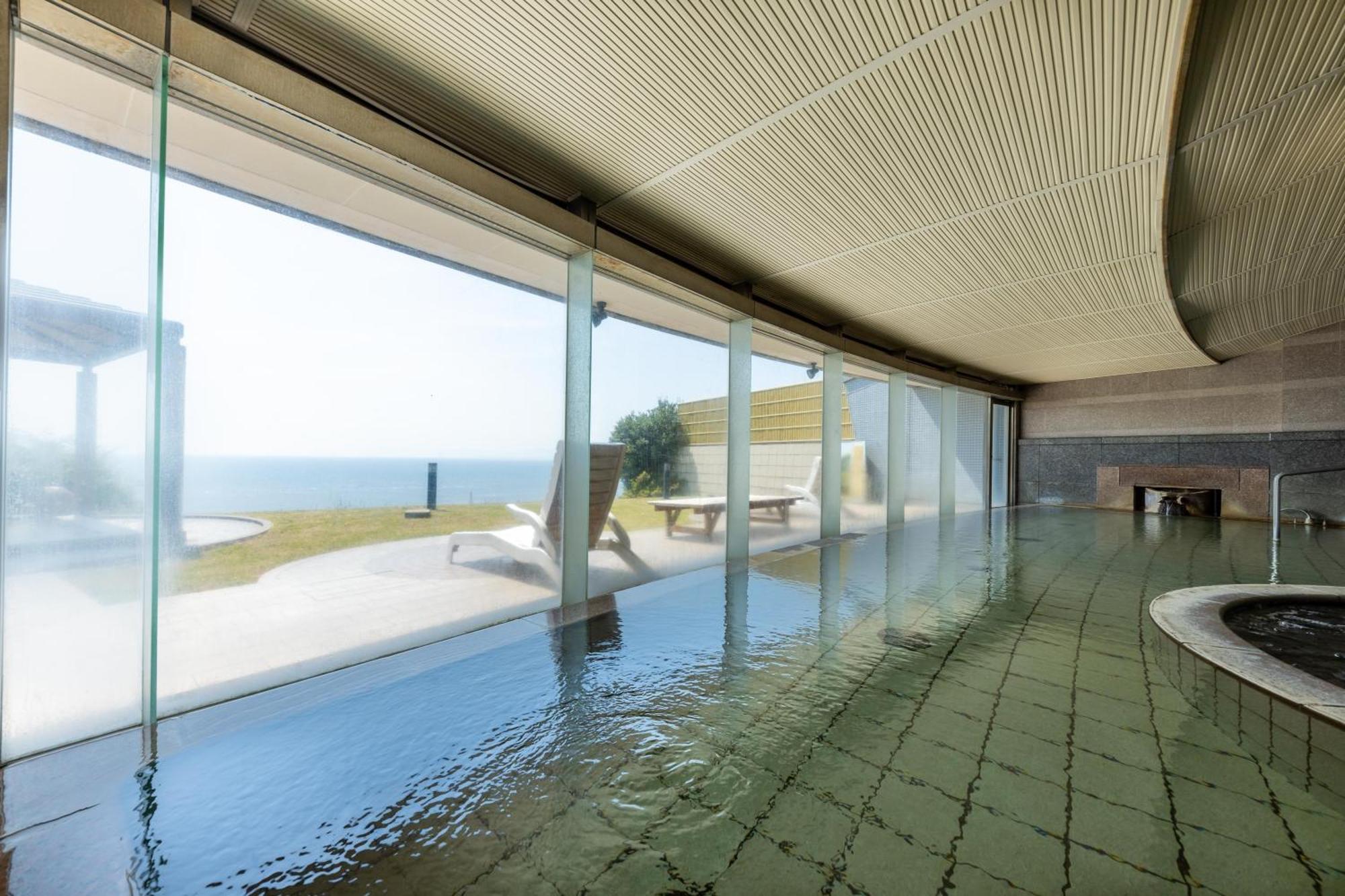 Spa And Resort Hotel Solage Oita Hiji Beppuwan Екстериор снимка